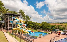 Monreale Resort Parque Aquático